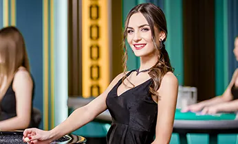 Các game thủ eSports đang thi đấu trong một giải đấu lớn